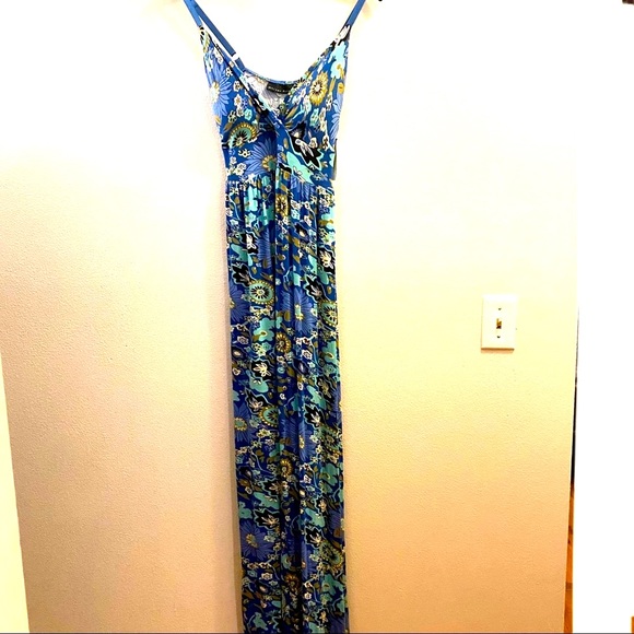 Allison Brittney Foam Cup Tie Back Maxi Dress - Picture 2 of 12